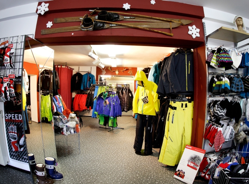 Sport-Schoeberl-Bad-Koetzting-Bekleidung